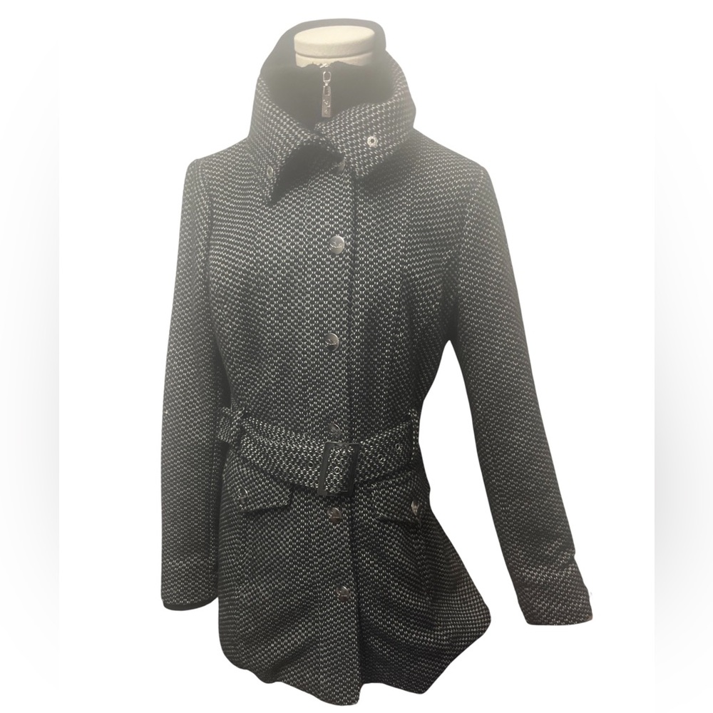 Guess Coat Small - Picture 2 of 7
